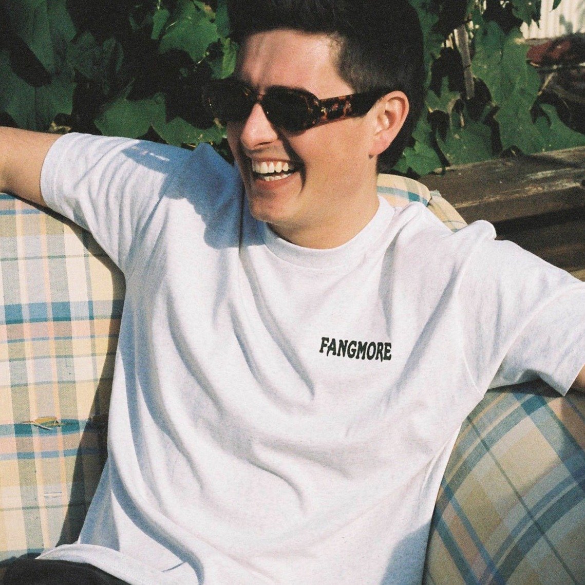 GARDENING TEE - LIGHT GREY - FANGMORE