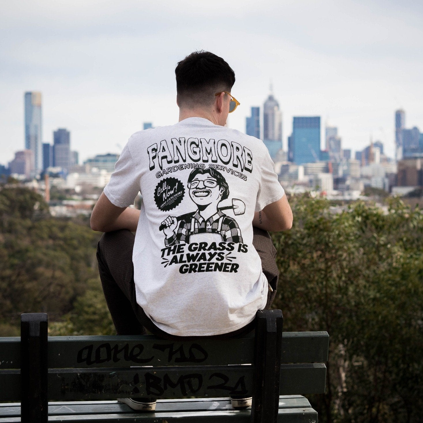 GARDENING TEE - LIGHT GREY - FANGMORE