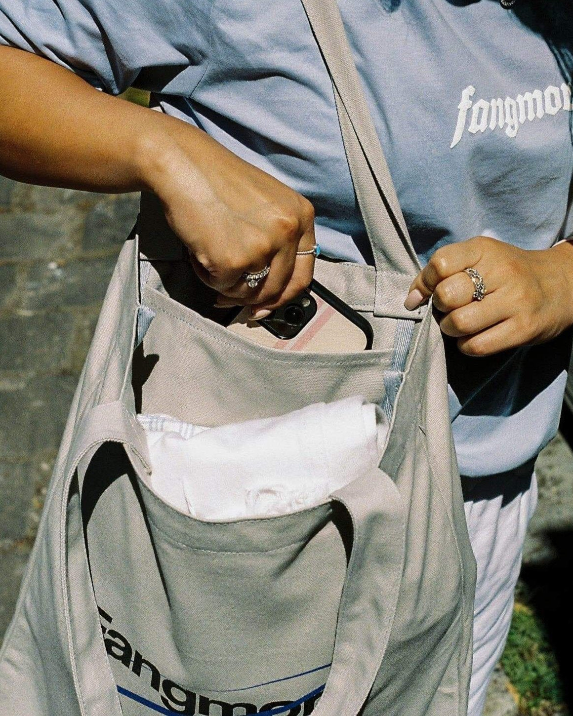 HEAVEN TOTE - LIGHT GREY - FANGMORE