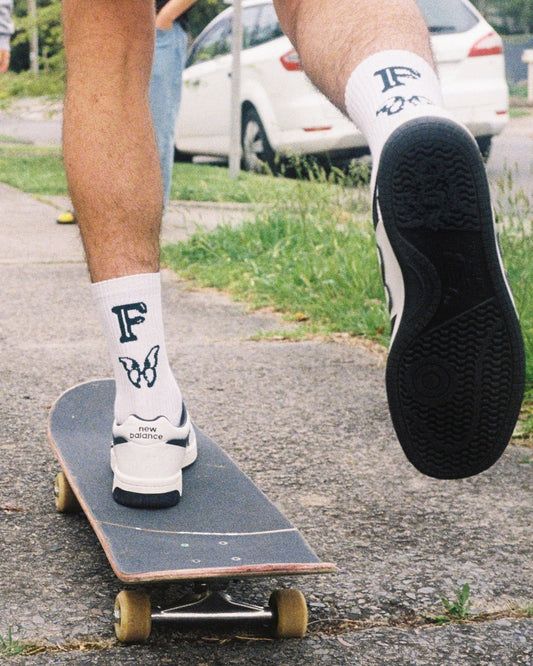 TEMPUS FUGIT SOCKS - WHITE - FANGMORE